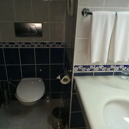 Palm D'or 호텔 시데