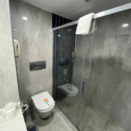 Hotel Palm D'or Side