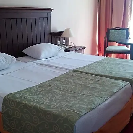 Hotel Palm D'or Side