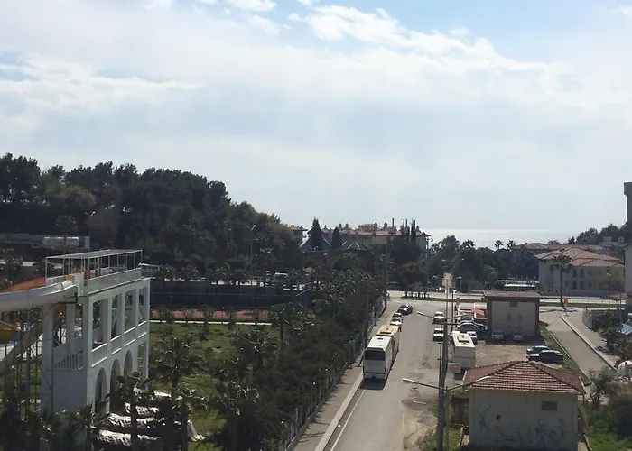 Palm D'or 4* סייד