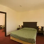 Palm D'or 4* Side